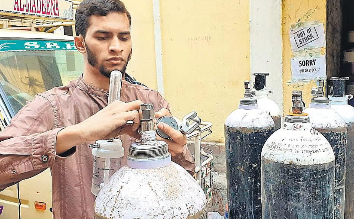 TNIE_import_uploads_user_ckeditor_images_article_2021_4_28_Citizens_give